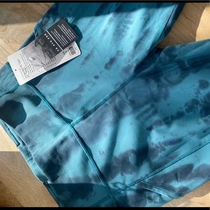 Lululemon NEW! 25” Invigorate High Rise